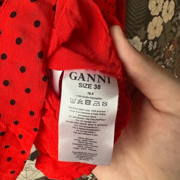GANNI Red Satin Black Trim Top size 38 / size 6 - Picture 4 of 6
